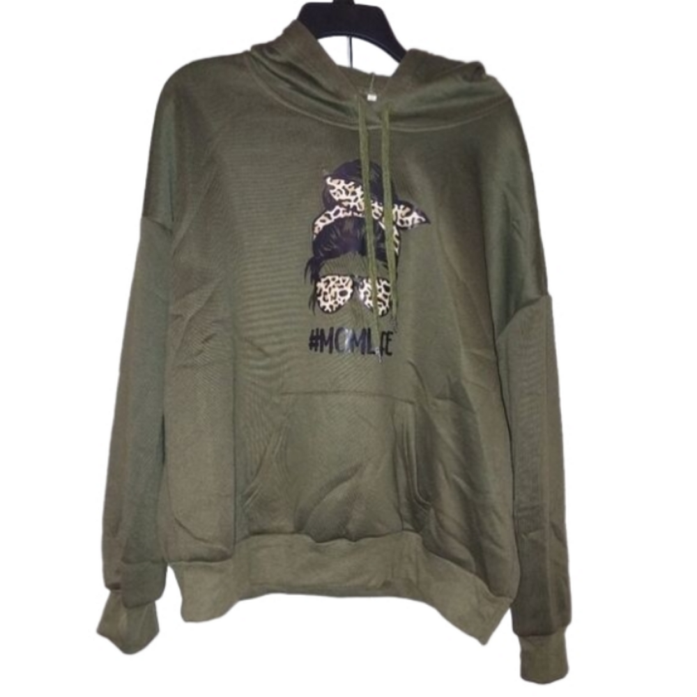 BRAND New women's #momlife green hooded sweatshirt sz xl